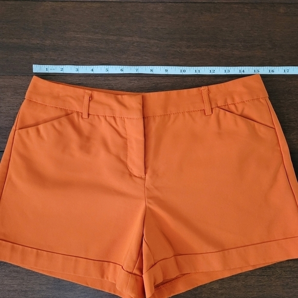 Versona Modern Fit Bright Orange Mid-Rise Cuffed Chino Shorts Women's Size 8 - Picture 5 of 8